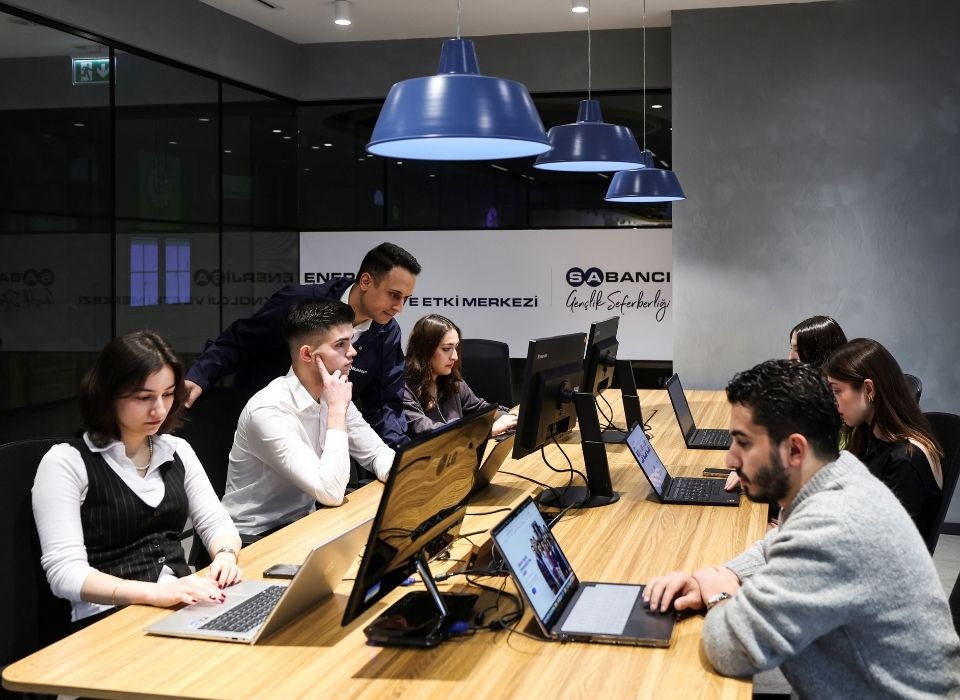 Enerjisa Enerji Teknoloji ve Etki Merkezi ile Fark Yaratmaya Devam Ediyor