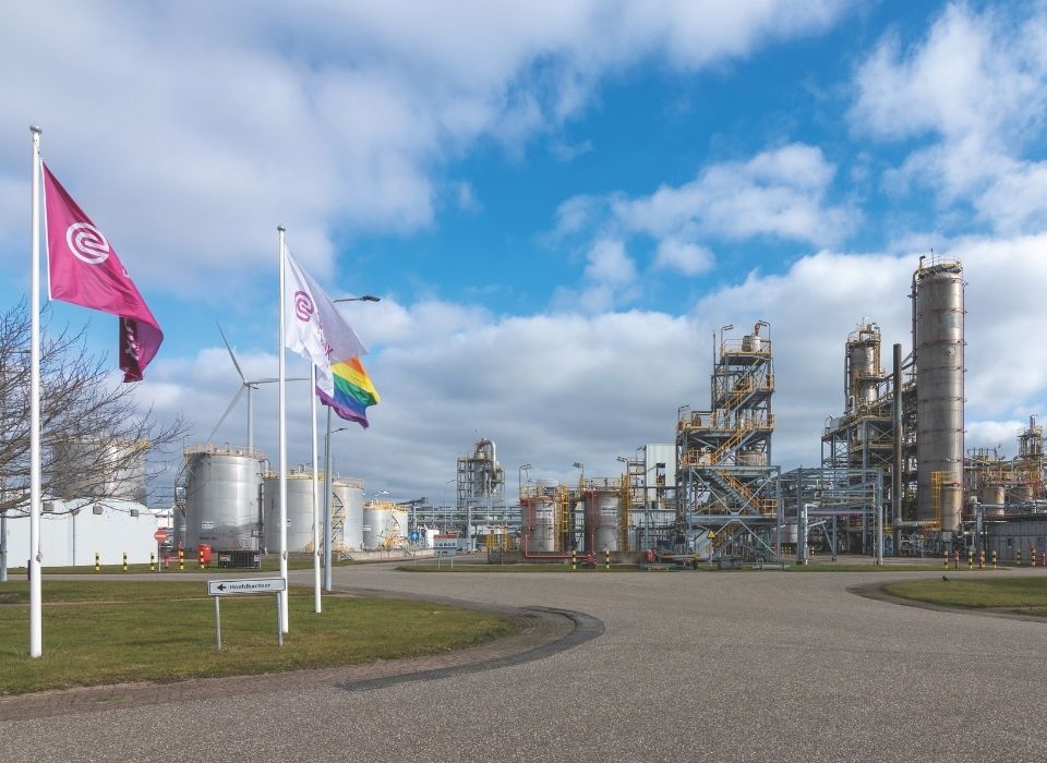 Evonik and VoltH2 Pioneer Green Hydrogen in Delfzijl