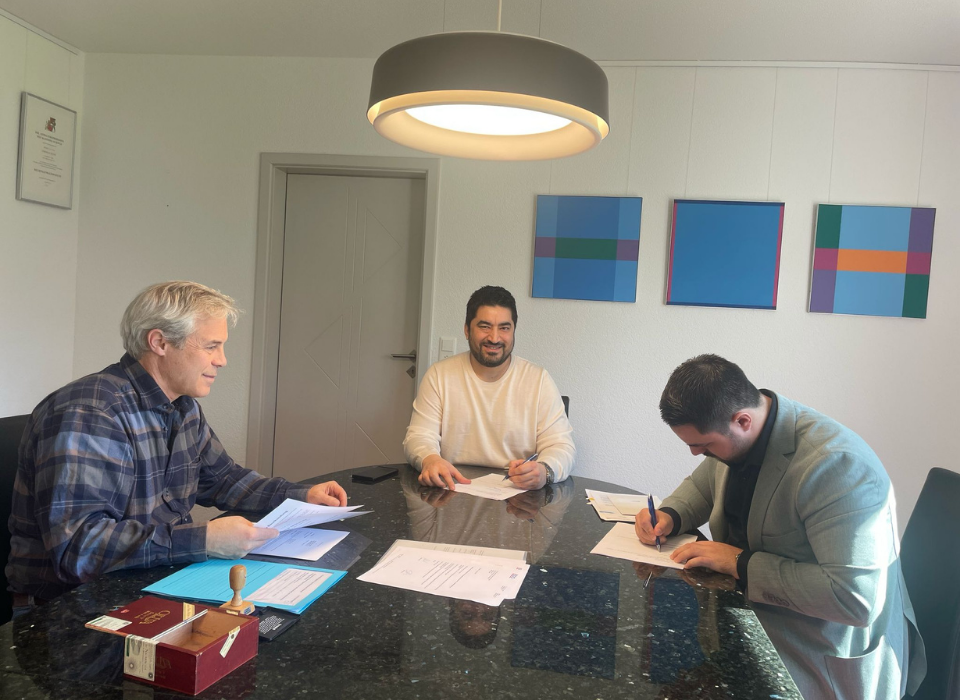 Serkim Reçine’den İsviçre’de Yeni Ofis 