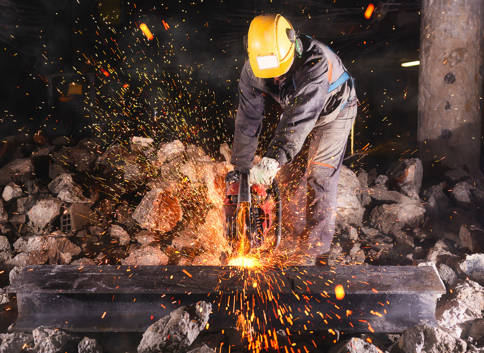 Demir ve Demirdışı Metaller Sektöründe İbre Yeni Bir İhracat Rekorunu Gösteriyor