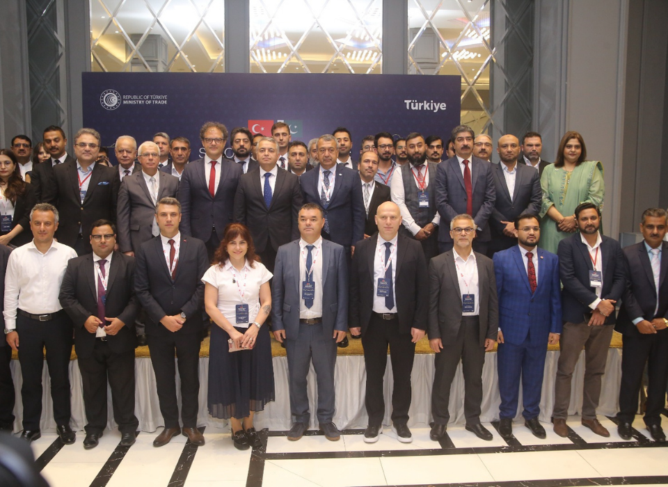 Ege İhracatçı Birlikleri, Eylül’de 12 Sektörle Küresel Pazarlara Çıkıyor