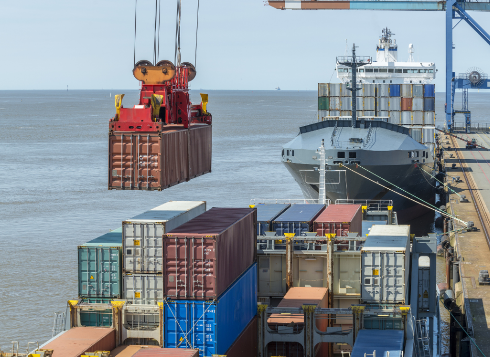 State Support for Aegean Exporters Increases by 90 Percent