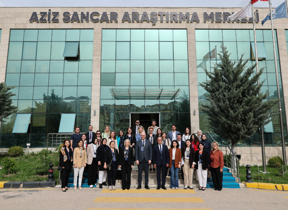 KOAH Yönetiminde Ortak Akıl ve İnovasyon İçin TÜSEB–Sanofi İş Birliği