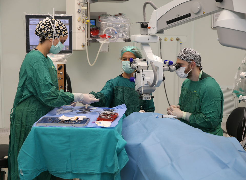 Ophthalmologists to Perform 70 Surgeries in 4 Days During Live Broadcast