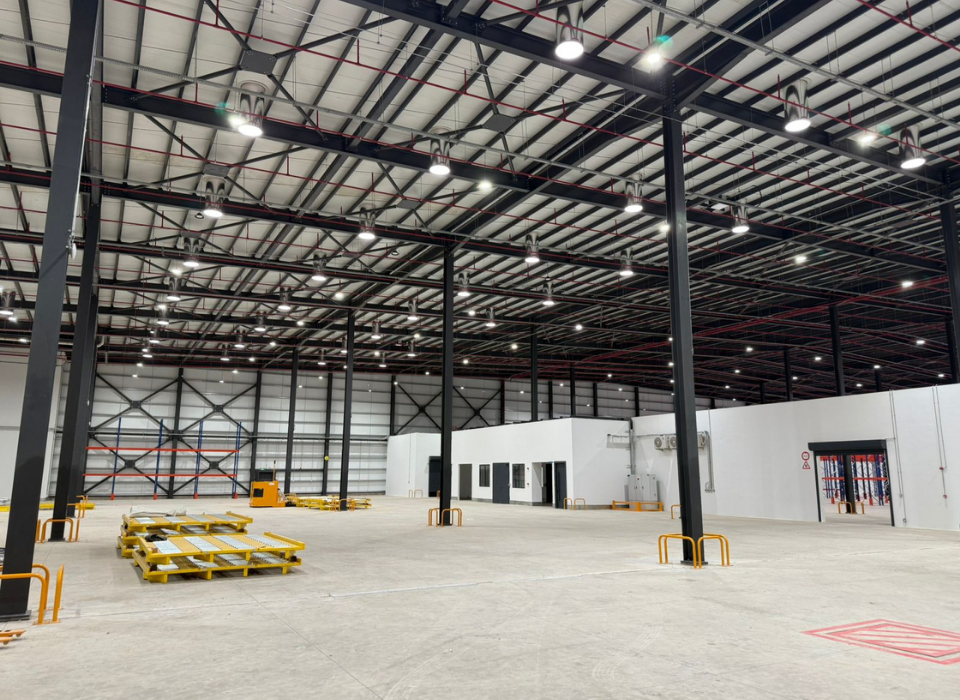 Form Endüstri Tesisleri Provides Natural Lighting Solution for Erbil International Cargo Terminal